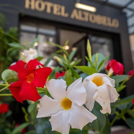 Hotell Altobelo Vlorë